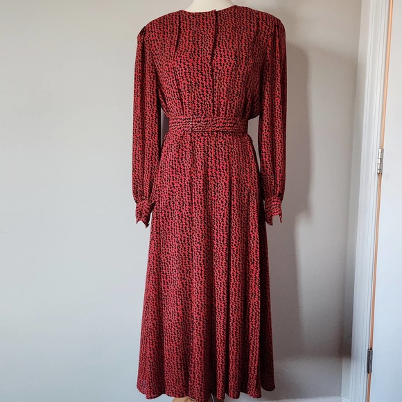 Ms Chaus Dresses & Skirts - Ms Chaus Vintage Red and Black Pattern Dress
